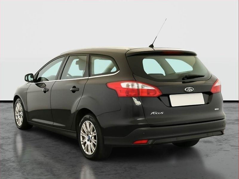 Ford Focus (2011) 1.6 TDCi, po STK, oblíbený vůz - fotka 4 z 17