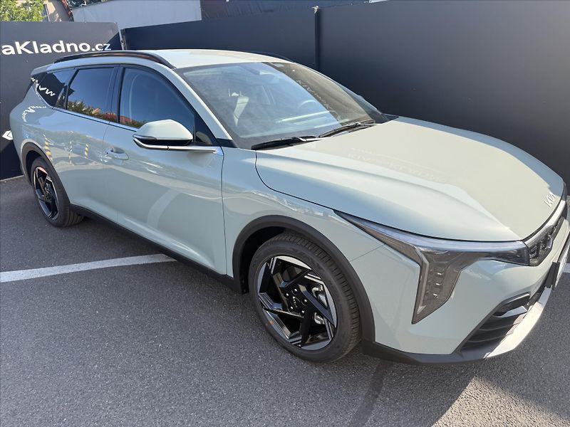 Kia K4 (2026) 1,6 T-GDi DCT TOP, 17ALU+SPTG - fotka 4 z 12