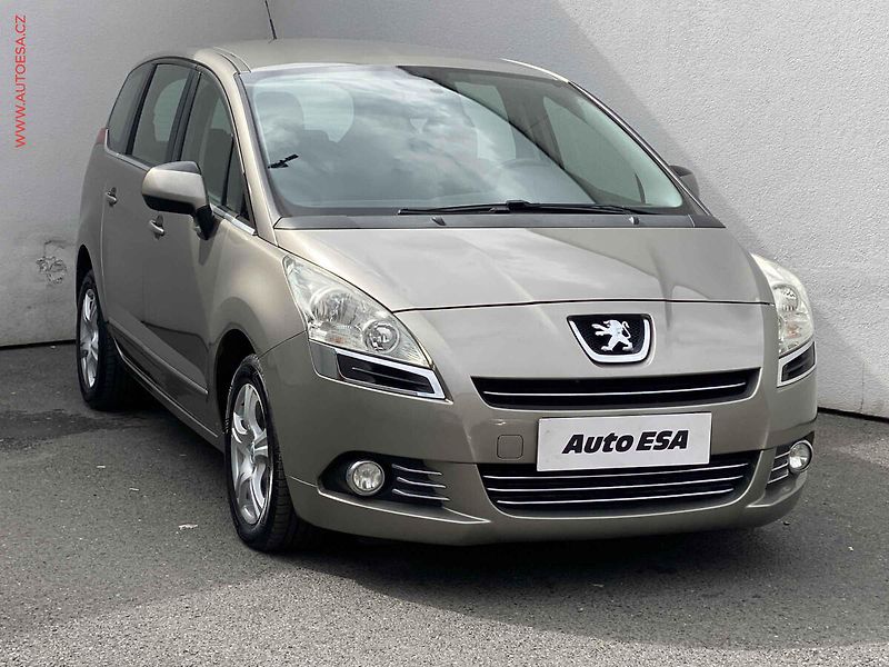 Peugeot 5008 (2011) 1.6 HDi, AC, temp - fotografie inzerátu