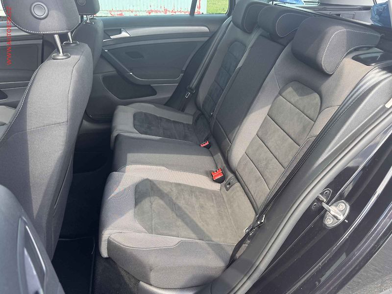 Volkswagen Golf (2020) 2.0 TDi, Comfort, TZ, DSG, - fotka 10 z 16