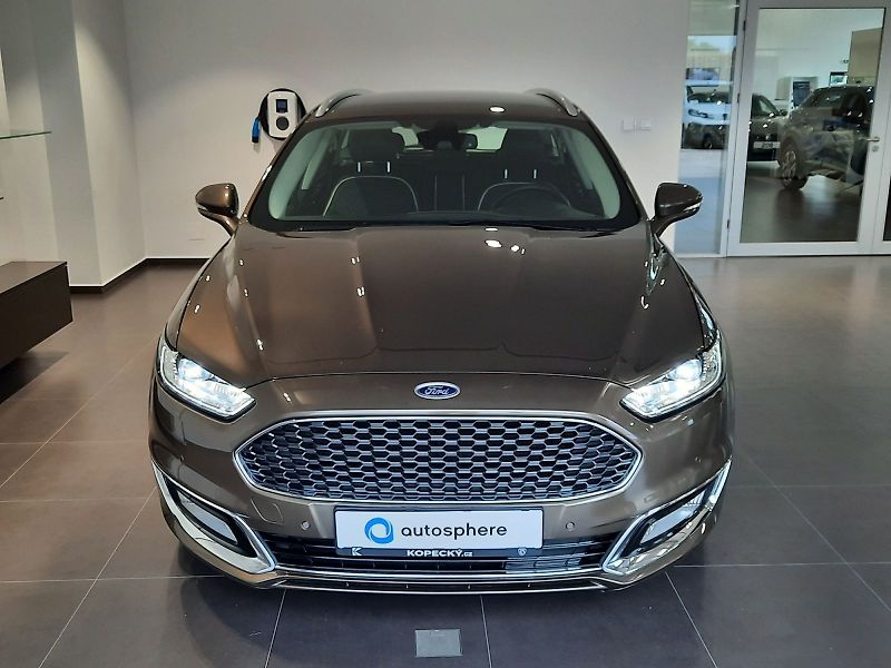Ford Mondeo (2016) Kombi Vignale 2.0 TDCI Automat - fotka 2 z 10