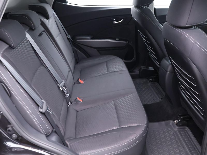 SsangYong XLV 1,6 e-XDi 85kW Klima 1.Maj - fotka 13 z 31