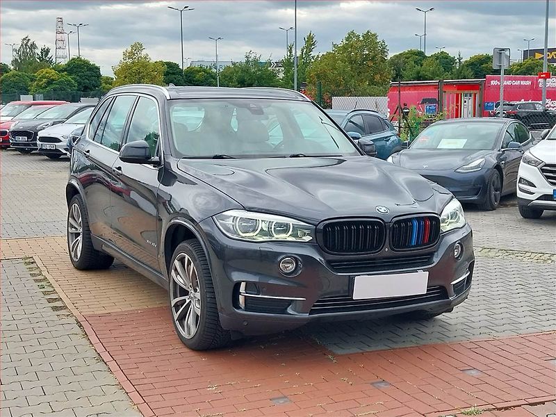BMW X5 (2015) xDrive40d, 4X4, Automat, Kůže - fotografie inzerátu