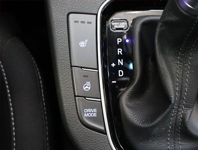 Hyundai i30 (2019) 1.4 T-GDI, Automat, Serv.kniha - fotka 18 z 21