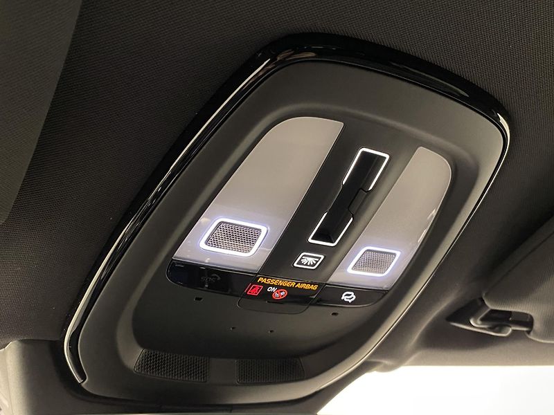 Volvo XC90 (2025) T8 AWD RECHARGE BLACK EDITION  - fotka 42 z 80