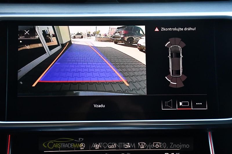 Audi A7 50TDI QUATTRO N.TOP K360° PANO - fotka 44 z 58