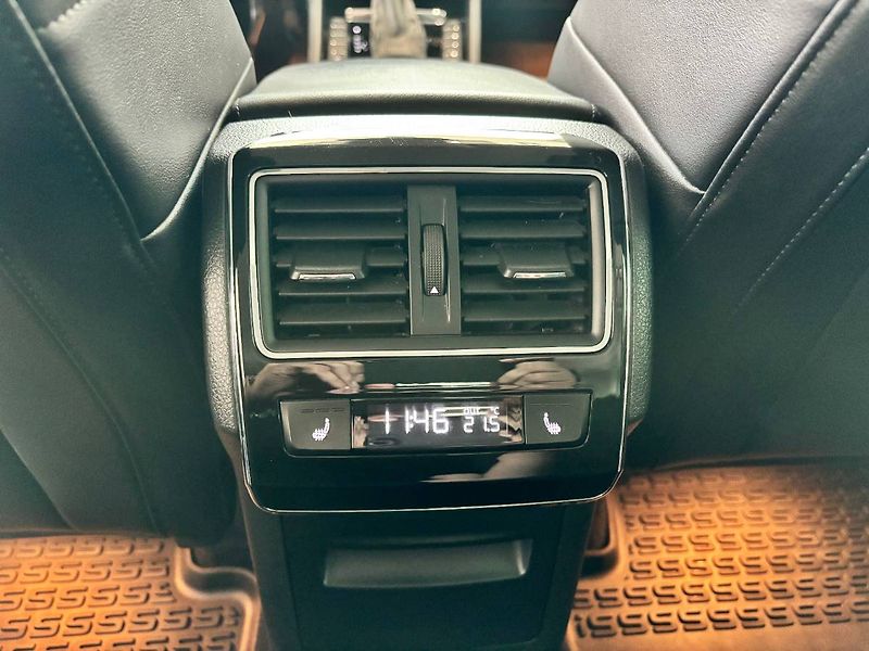 Škoda Superb (2017) Style 2.0 TDI (110kW/150k) DSG - fotka 21 z 29