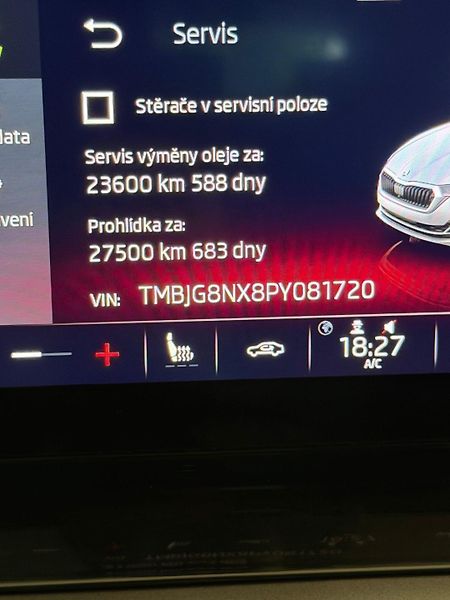 Škoda Octavia 2.0 TDI / 85kW / Amb. ČR - fotka 15 z 20