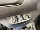 Toyota Yaris Cross 1.5 TNGA HEV CVT Style 2x4 - náhled 19