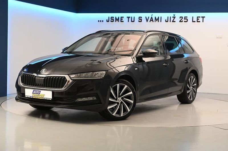 Škoda Octavia (2023) 2.0 LED DSG ACC TOUR VIRTUAL T - fotka 1 z 35