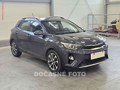 Kia Stonic (2018) 1.4i, Klima - fotografie inzerátu