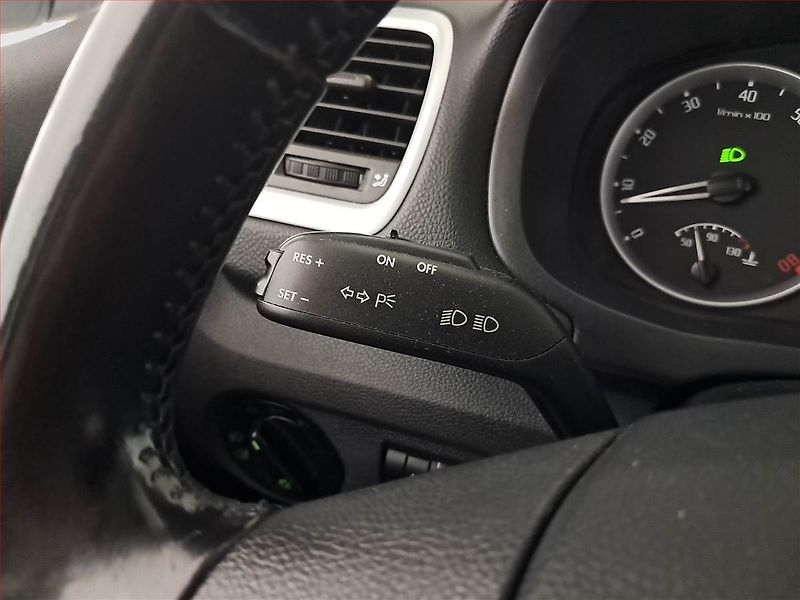 Škoda Fabia (2009) Elegance 1.6 16V, ČR,1.maj - fotka 16 z 17