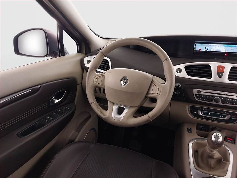Renault Grand Scénic (2010) 1.9 dCi, Serv.kniha, po STK - fotka 7 z 22