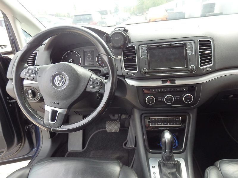 Volkswagen Sharan 2.0 TDI 130 kW - fotka 13 z 39