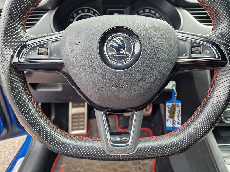 Škoda Octavia RS 2,0TDI 135KW  - fotka 16 z 23