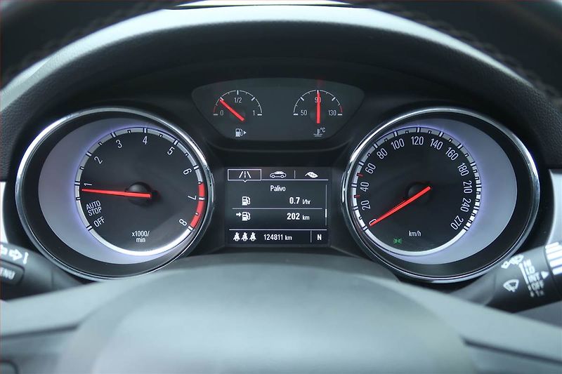 Opel Astra (2016) 1.0 Turbo, Automat, Serv.kniha - fotka 11 z 18