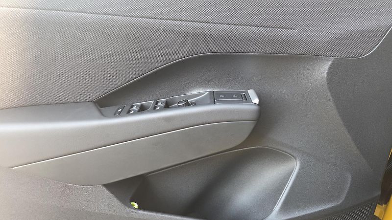 Volkswagen T-Roc Life 1,5 eTSI 85 kW 7DSG - fotka 17 z 26