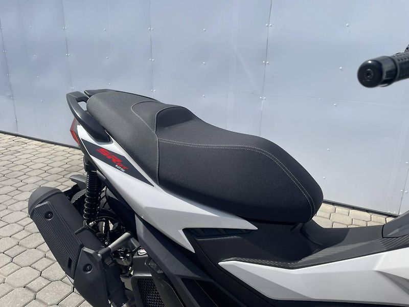 Aprilia (2025) SR GT 125 EU5+ - fotka 5 z 13