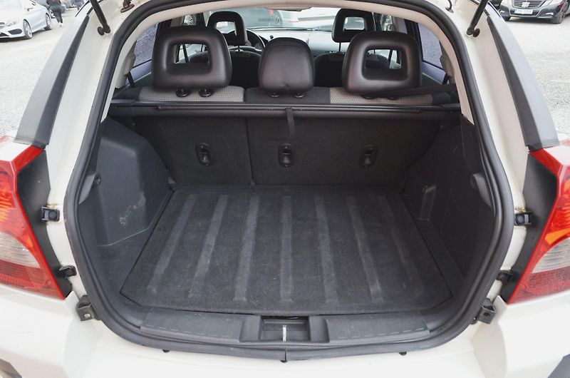 Dodge Caliber (2007) 2.0 CRD 103kW / ČR / TAŽNÉ - fotka 9 z 25