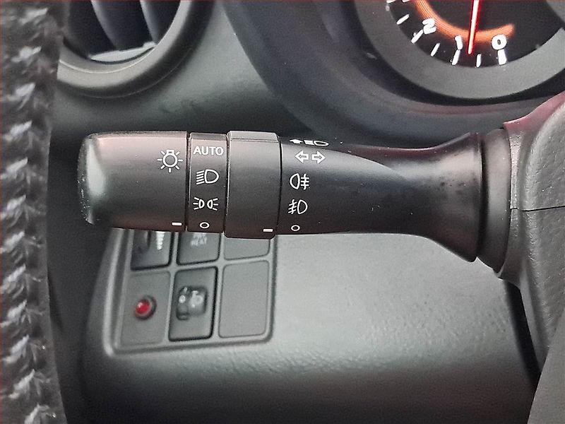 Toyota RAV4 (2012) 2.2 D-4D, 4X4, Kůže, Tempomat - fotka 18 z 20