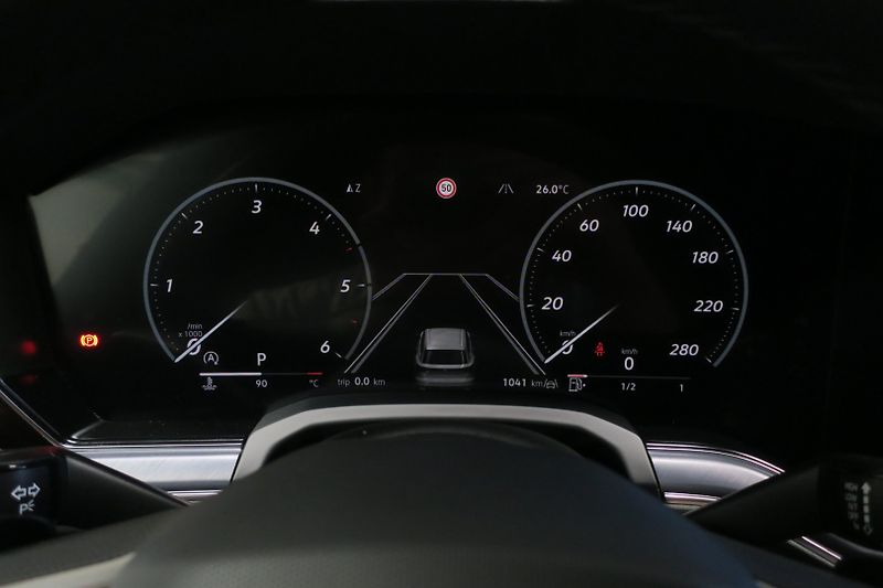 Volkswagen Touareg (2026) NEW Final Edition R Line 210kW - fotka 17 z 50