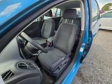 Volkswagen Golf (2005) 1.6 Trend DSG - náhled 10