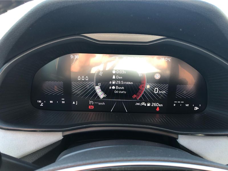 Škoda Scala 1.0 TSi TOP SELECTION - fotka 18 z 28