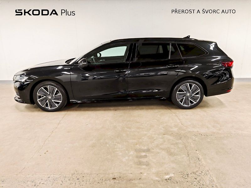 Škoda Superb (2025) Combi 2.0 TDI 142 kW DSG 4x4 S - fotka 3 z 36