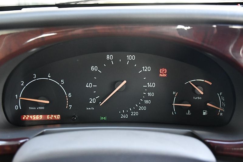 Saab 9-3 Aero TURBO VÝHŘEV TEMP - fotka 30 z 44