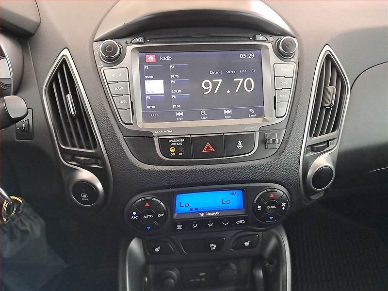 Hyundai ix35 (2015) 1.6 GDI, Serv.kniha, Kůže - fotka 12 z 18