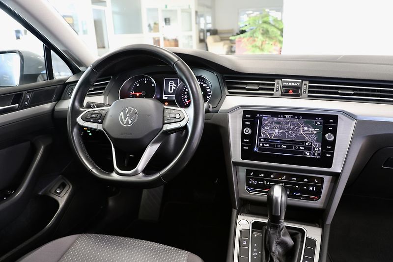 Volkswagen Passat (2024) 2.0TDI DSG Nez.Topení 48000KM - fotka 19 z 25
