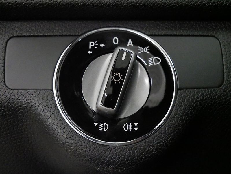 Mercedes-Benz Třídy C - fotka 13 z 28