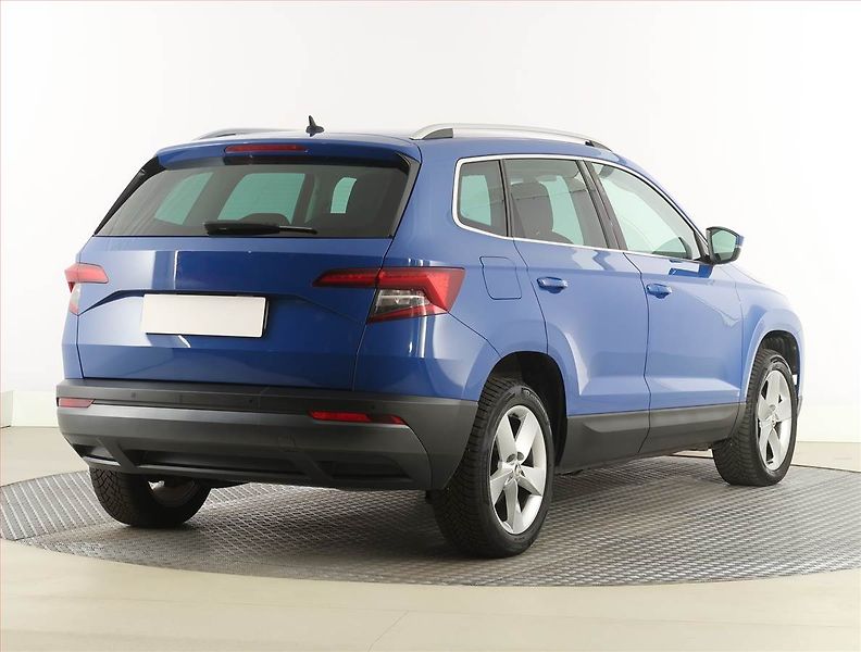 Škoda Karoq (2019) 1.6 TDI, Automat, Navi - fotka 5 z 25