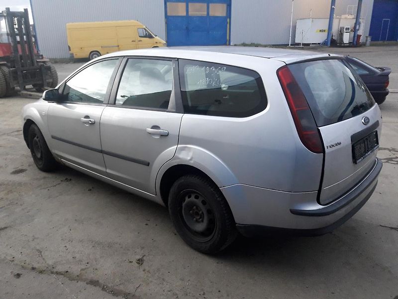 Ford Focus II 1.8 tdci 85kw NÁHRADNÍ DÍLY - fotka 2 z 10