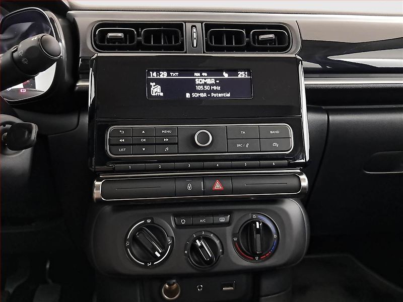 Citroën C3 (2019) 1.2 PureTech, ČR,1.maj - fotka 12 z 17