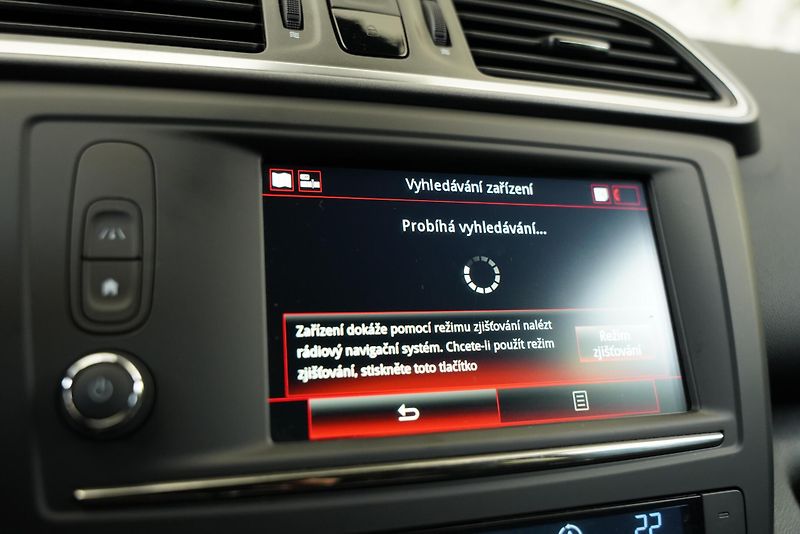 Renault Kadjar - fotka 17 z 25