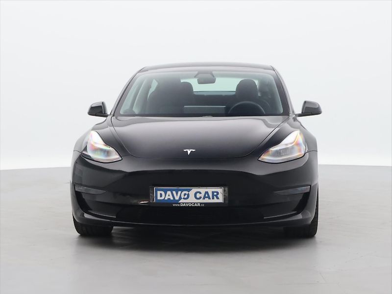 Tesla Model 3 Long Range 75kWh AWD sOH 96,4% - fotka 2 z 32