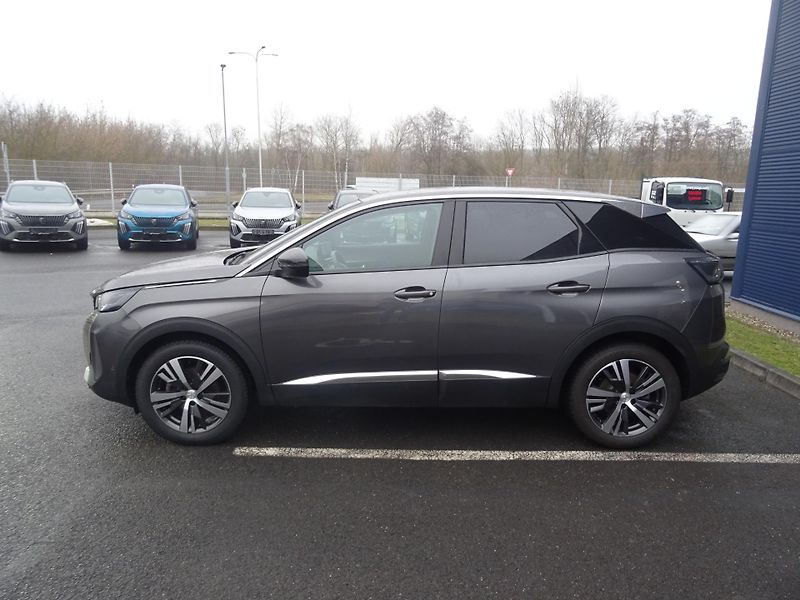 Peugeot 3008 (2022) ALLURE 1.5 BHDi S&S 130k EAT8 - fotka 4 z 73