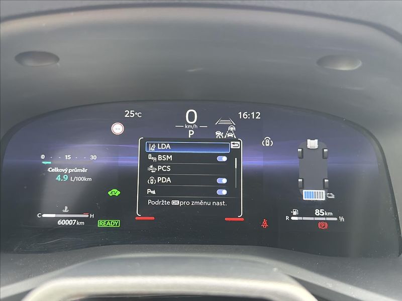 Toyota Camry 2,5 - fotka 22 z 36