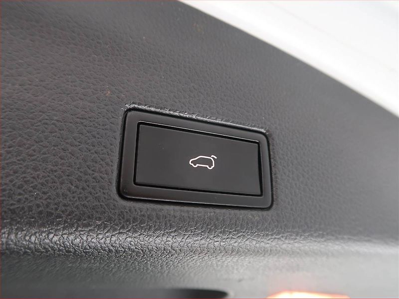 Seat Alhambra (2016) 2.0 TDI, 4X4, 7 míst, Kůže - fotka 25 z 25