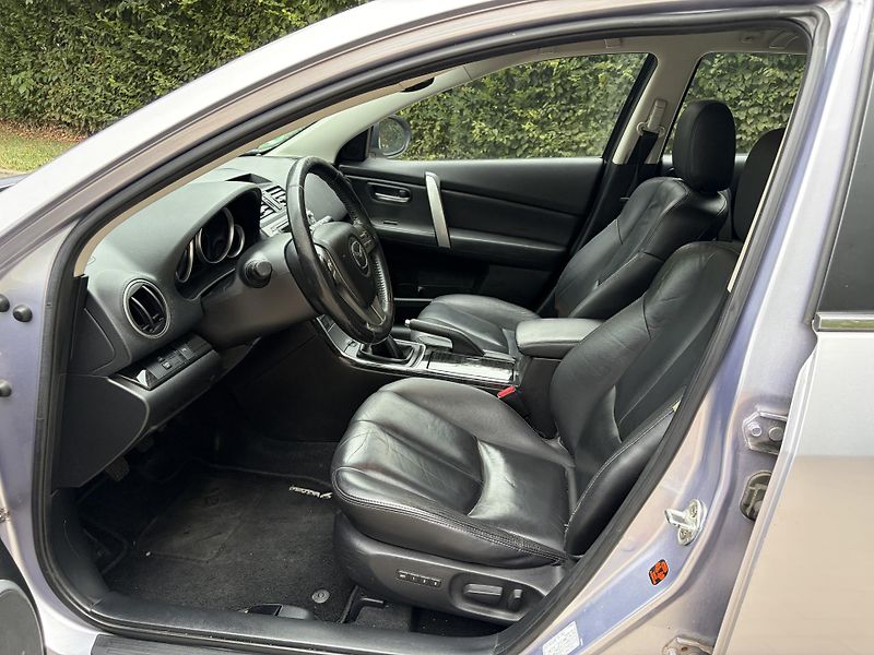 Mazda 6 2.5 Top Bose - fotka 18 z 32