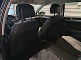 Volkswagen Passat Variant (2022) 2.0 TDI (110kW/150k) DSG, Busi - náhled 8