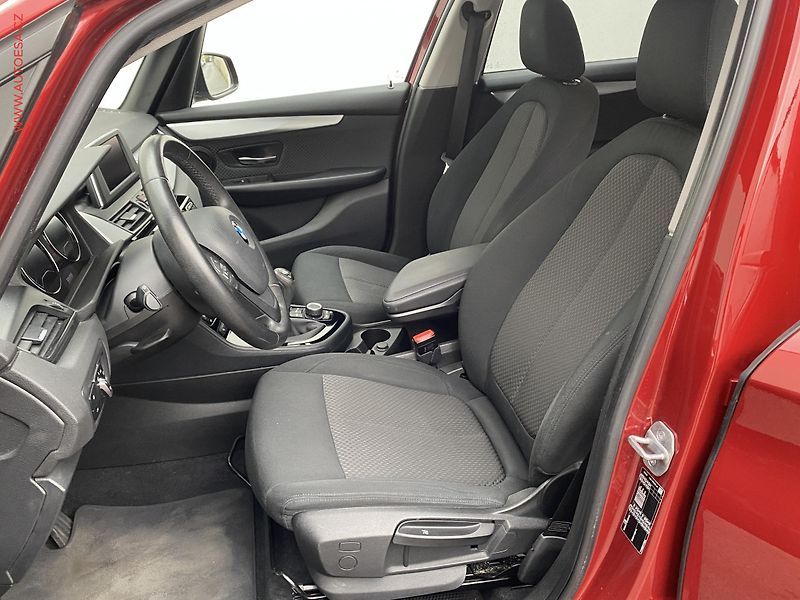 BMW Řada 2 (2019) 1.5 i 218i, Advantage, LED - fotka 9 z 19
