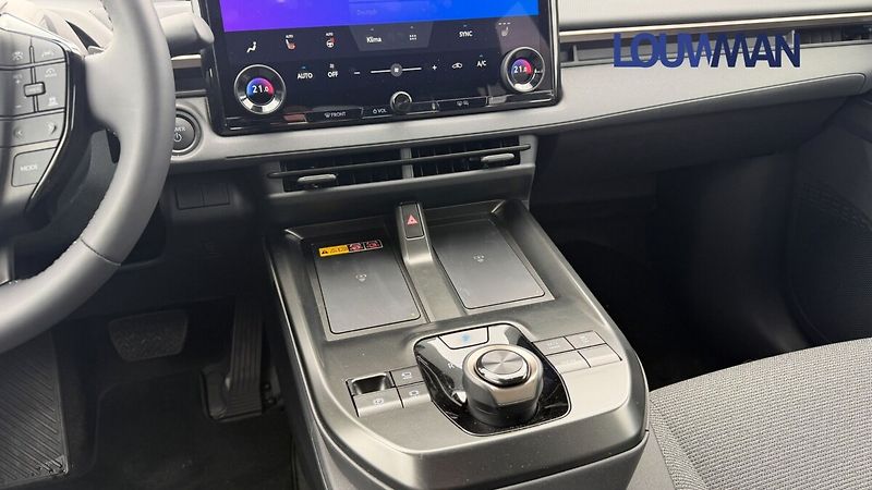 Toyota bZ4X BEV Style - fotka 8 z 26