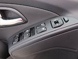 Hyundai ix35 (2010) 2.0 CRDi, 4X4, Automat - náhled 16