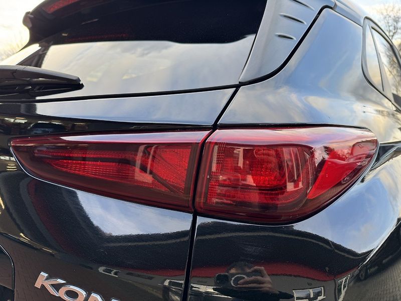 Škoda Fabia (2015) 1.2TSi Digi Klima Tempomat BT - fotka 35 z 48
