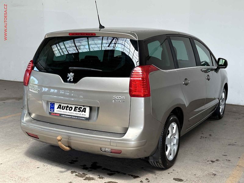Peugeot 5008 (2011) 1.6VTi, ČR, AC, temp - fotka 4 z 13