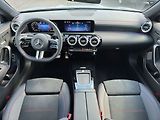 Mercedes-Benz CLA 200 d Shooting Brake AMG - náhled 16