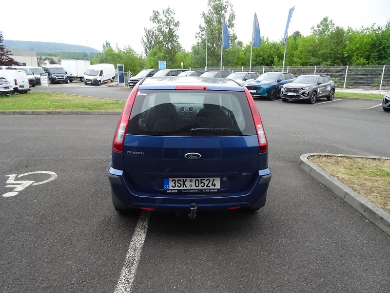 Ford Fusion (2007) 1.4 Trend - fotka 6 z 17