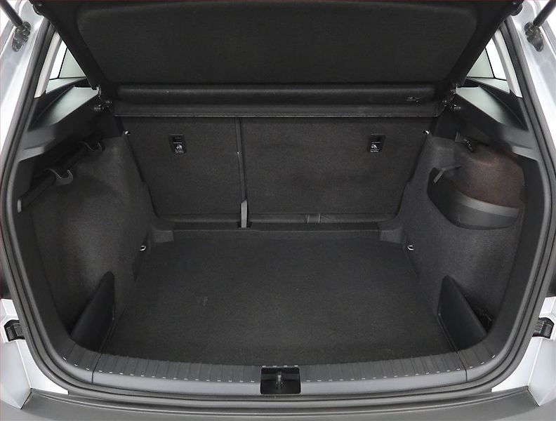 Škoda Karoq (2017) 1.6 TDI, Tempomat - fotka 13 z 20
